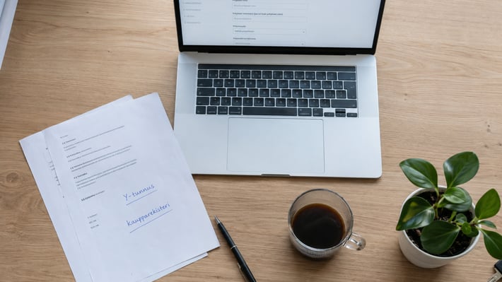 White Green Minimalist Clean Webinar Presentation